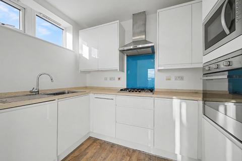 2 bedroom flat to rent, 1 Fortune Avenue, Edgware HA8