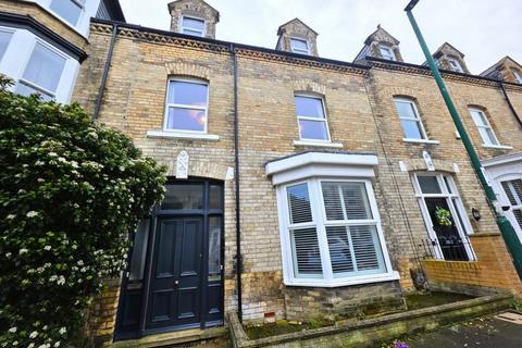 4 bedroom maisonette to rent, Lune Street, Saltburn, TS12