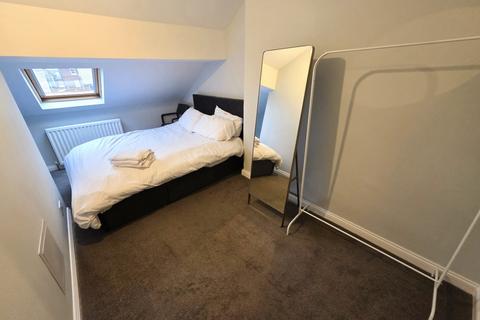 4 bedroom maisonette to rent, Lune Street, Saltburn, TS12