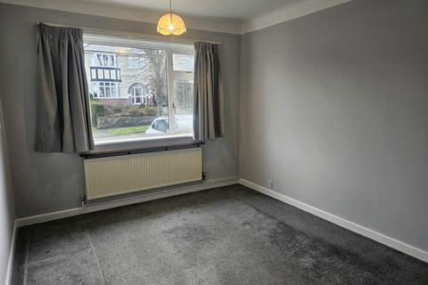 2 bedroom detached bungalow to rent, Ashford Road, Bournemouth