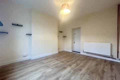 4 bedroom detached house to rent, Langton Road, Bournemouth