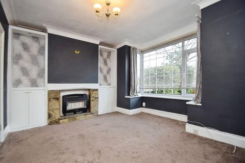 3 bedroom semi-detached house to rent, Wesley Grove, Bradford BD10