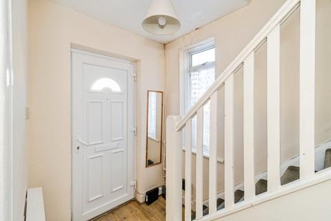 3 bedroom semi-detached house for sale, Honeysuckle Road