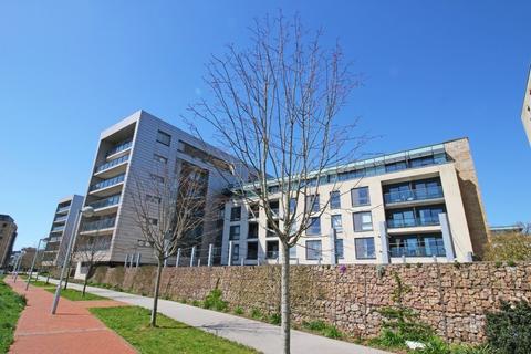 1 bedroom apartment to rent, Breakwater House, Prospect Place, Cardiff Bay