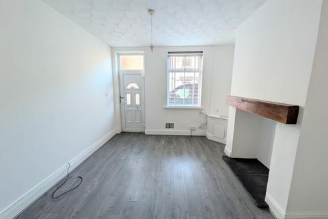 2 bedroom terraced house to rent, Bruce Street, St Helens
