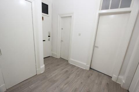 2 bedroom apartment to rent, Allison Street, Crosshill G42