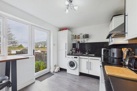 2 bedroom terraced house for sale, 49 Queens Drive, Whitby