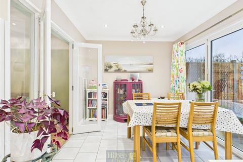 3 bedroom semi-detached house for sale, Hartswood Road, Warley, Brentwood, Essex, CM14