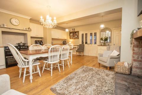 4 bedroom semi-detached house for sale, Leesfield Road, Meadowfield, Durham