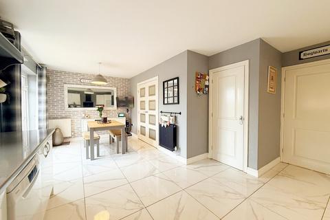 3 bedroom detached house for sale, Llanharry, Pontyclun CF72