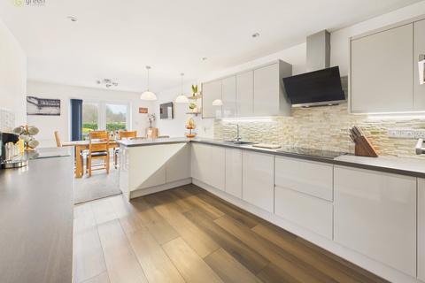 4 bedroom bungalow for sale, Abbotsford Avenue, Birmingham B43