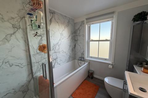 2 bedroom end of terrace house for sale, Corby Gates, Great Corby
