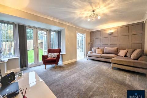 3 bedroom detached house for sale, Lumb Hall Way, Drighlington