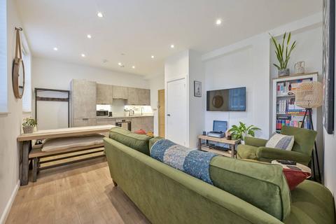 1 bedroom flat for sale, Kingston Road, Wimbledon, London, SW20