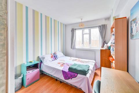 3 bedroom flat for sale, Opal Street, Kennington, London, SE11