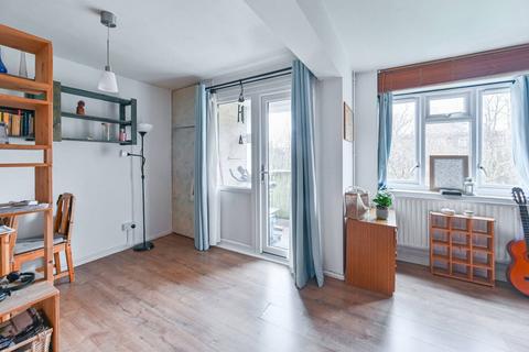 3 bedroom flat for sale, Opal Street, Kennington, London, SE11