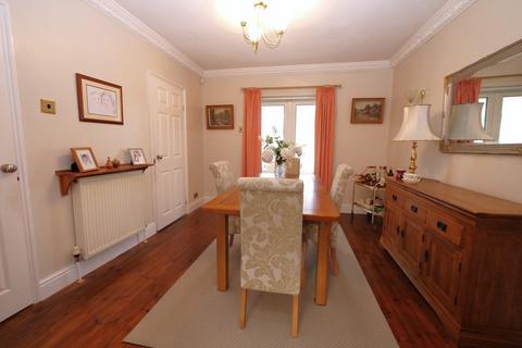 undefined, Main Street, Doncaster DN7