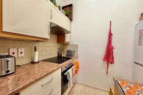 2 bedroom flat to rent, Richmond Road, Exeter EX4
