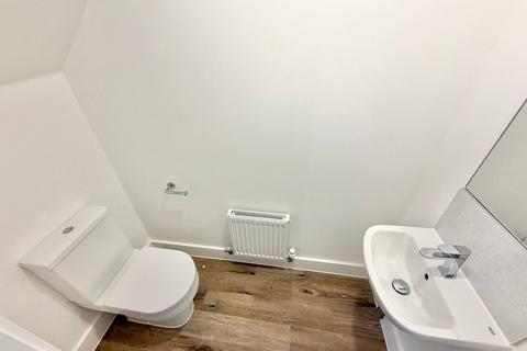 3 bedroom semi-detached house to rent, Goodmores Drive, Exmouth EX8