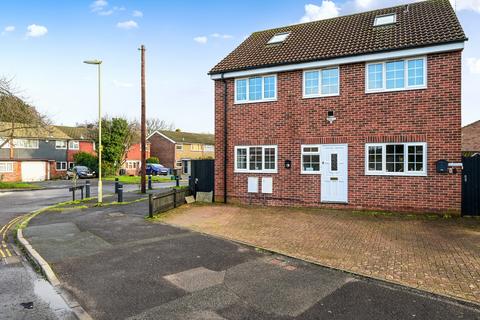 1 bedroom apartment for sale, Myrtle Drive, Camberley GU17