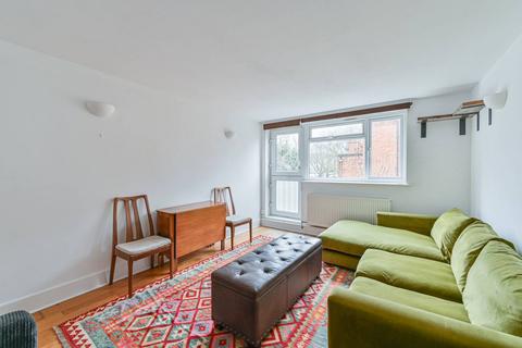 1 bedroom flat to rent, Beechcroft Close, Streatham, London, SW16