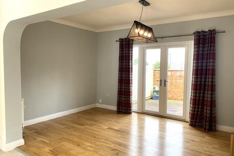 undefined, Carline Road, Lincoln
