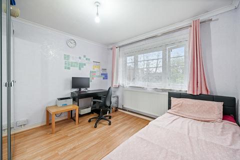 2 bedroom maisonette for sale, Headstone Lane, Harrow