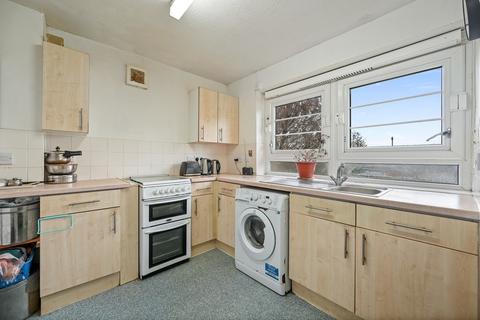 2 bedroom maisonette for sale, Headstone Lane, Harrow