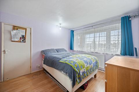 2 bedroom maisonette for sale, Headstone Lane, Harrow