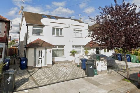 undefined, Thames Avenue, Perivale, Greenford