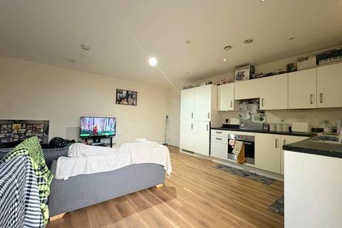 2 bedroom apartment for sale, Ladysmith Road, Wealdstone