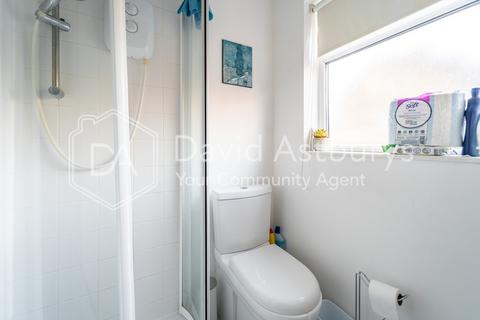Studio to rent, Fairbridge Road, Archway, London
