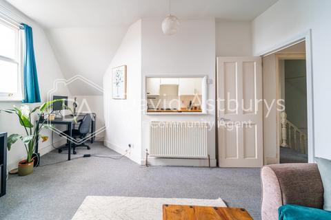 2 bedroom apartment to rent, Mount View Road, Crouch End, London