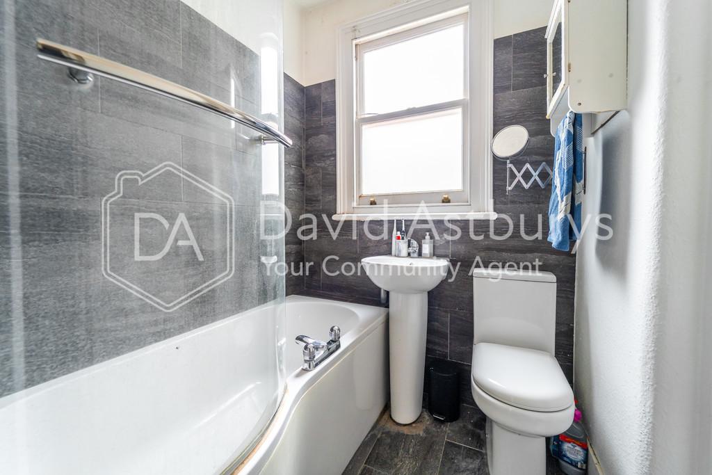 Ndb02457