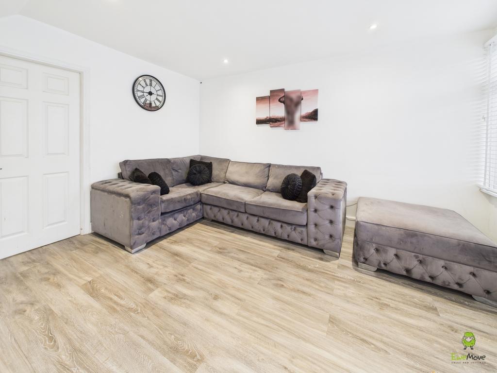 Presented by Clinton at Ewe Move Bexleyheath and Da