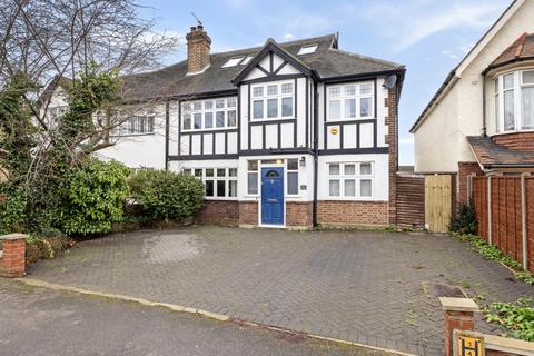 undefined, Salisbury Road, Surrey SM5
