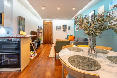 2 bedroom flat to rent, High Road Leyton, Leyton, London, E10