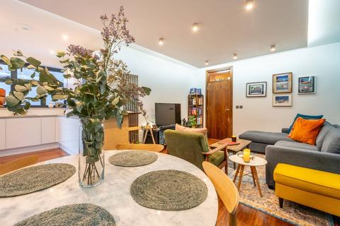 2 bedroom flat to rent, High Road Leyton, Leyton, London, E10