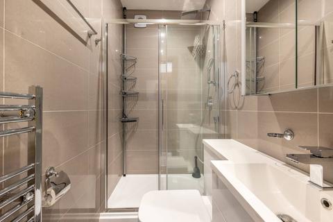 2 bedroom flat to rent, High Road Leyton, Leyton, London, E10