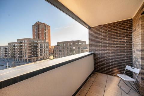 1 bedroom flat to rent, Clarkson Crescent, Walthamstow, E17