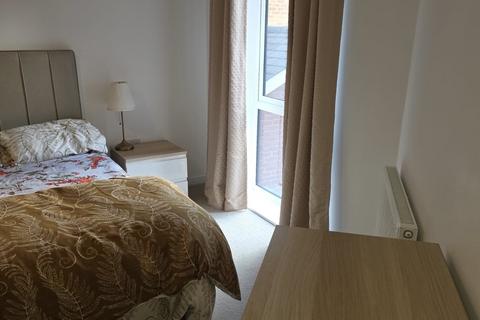4 bedroom detached house to rent, Nightingale Way, Reading RG30