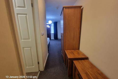 1 bedroom flat to rent, Stanley House, Salisbury Road, Hexthorpe, DN4 0HA