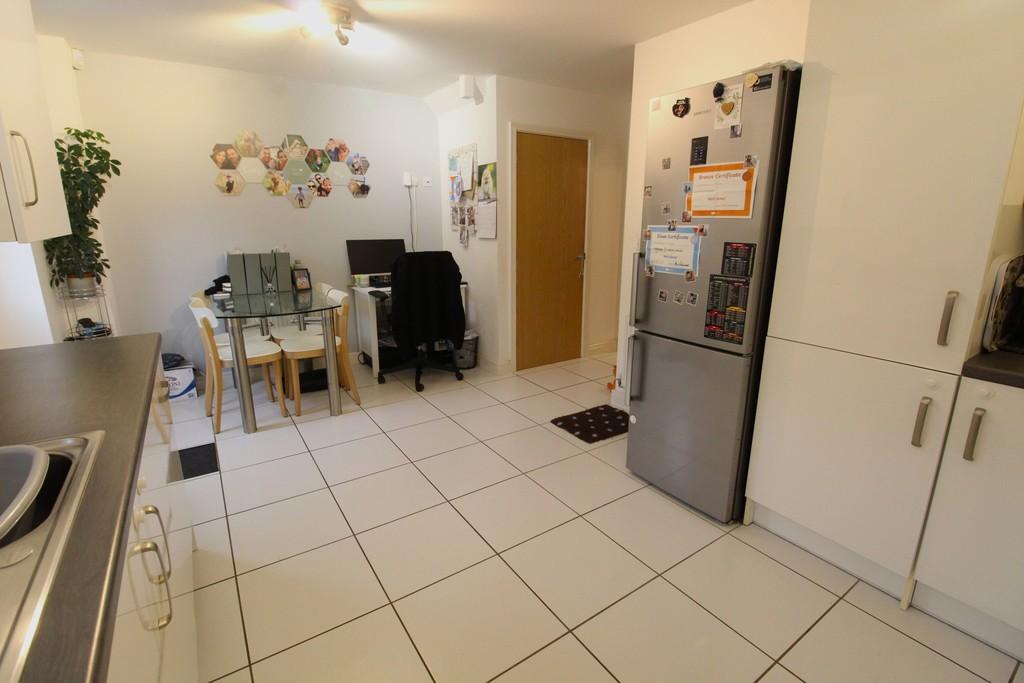 Kitchen diner 3