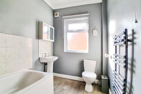 2 bedroom flat to rent, Ashburnham Road, East Sussex TN35