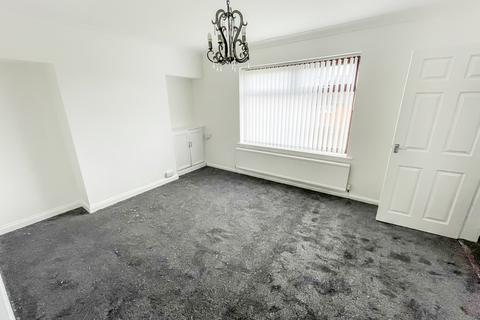 3 bedroom semi-detached house to rent, Raymede Drive, Bestwood, Nottingham, NG5 5FU, UK