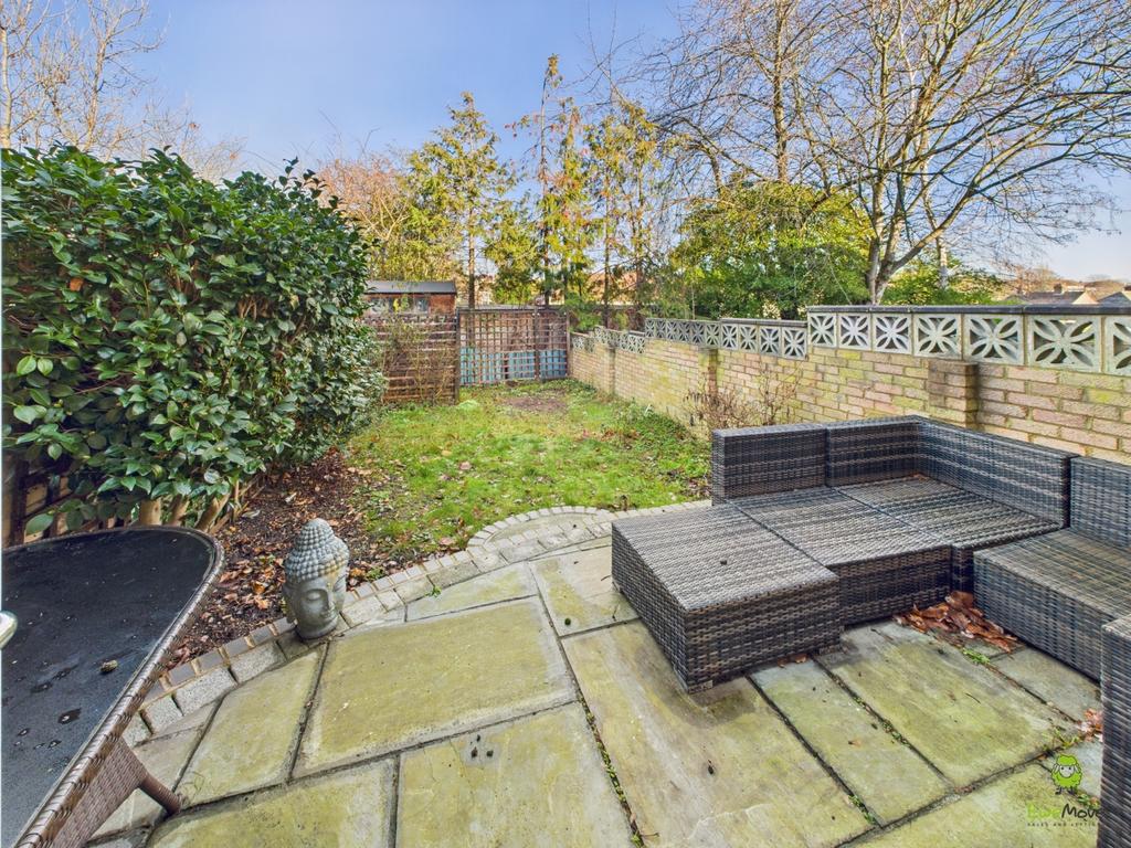 Presented by Robert at Ewe Move Bexleyheath and Dar