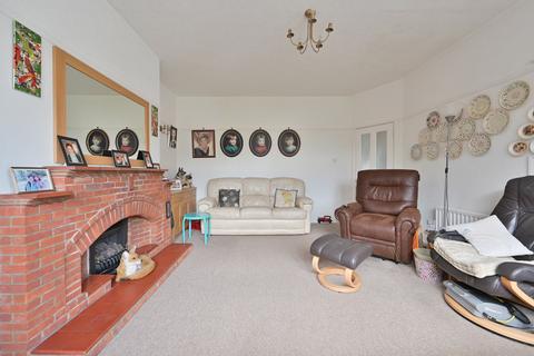 4 bedroom semi-detached bungalow for sale, Bucknalls Lane, Watford, WD25