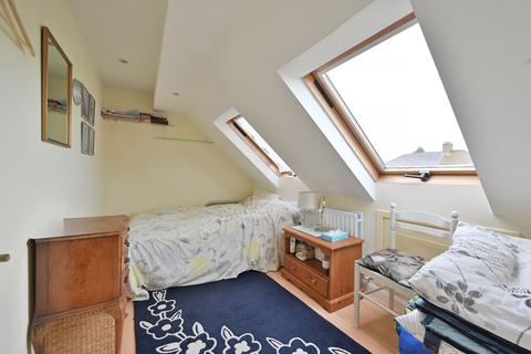 4 bedroom semi-detached bungalow for sale, Bucknalls Lane, Watford, WD25