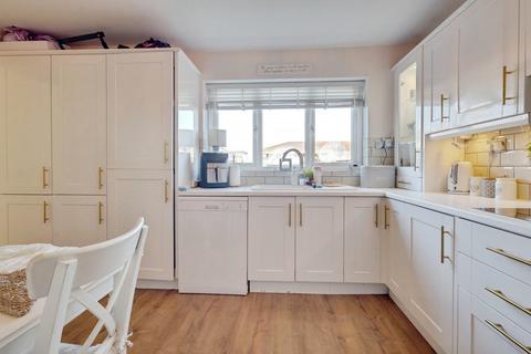 3 bedroom end of terrace house for sale, Tyefields, Basildon, SS13