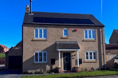 3 bedroom detached house for sale, Viking Drive, Gainsborough DN21